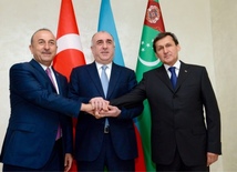 Azerbaijani, Turkmen, Turkish FMs mull preparation for summit of presidents